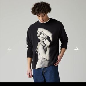 Taylor Swift Black Long Sleeve Graphic Tee